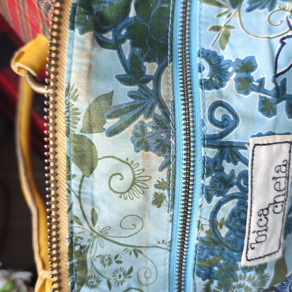 Bica cheia leather mustard color purse - Picture 5 of 5